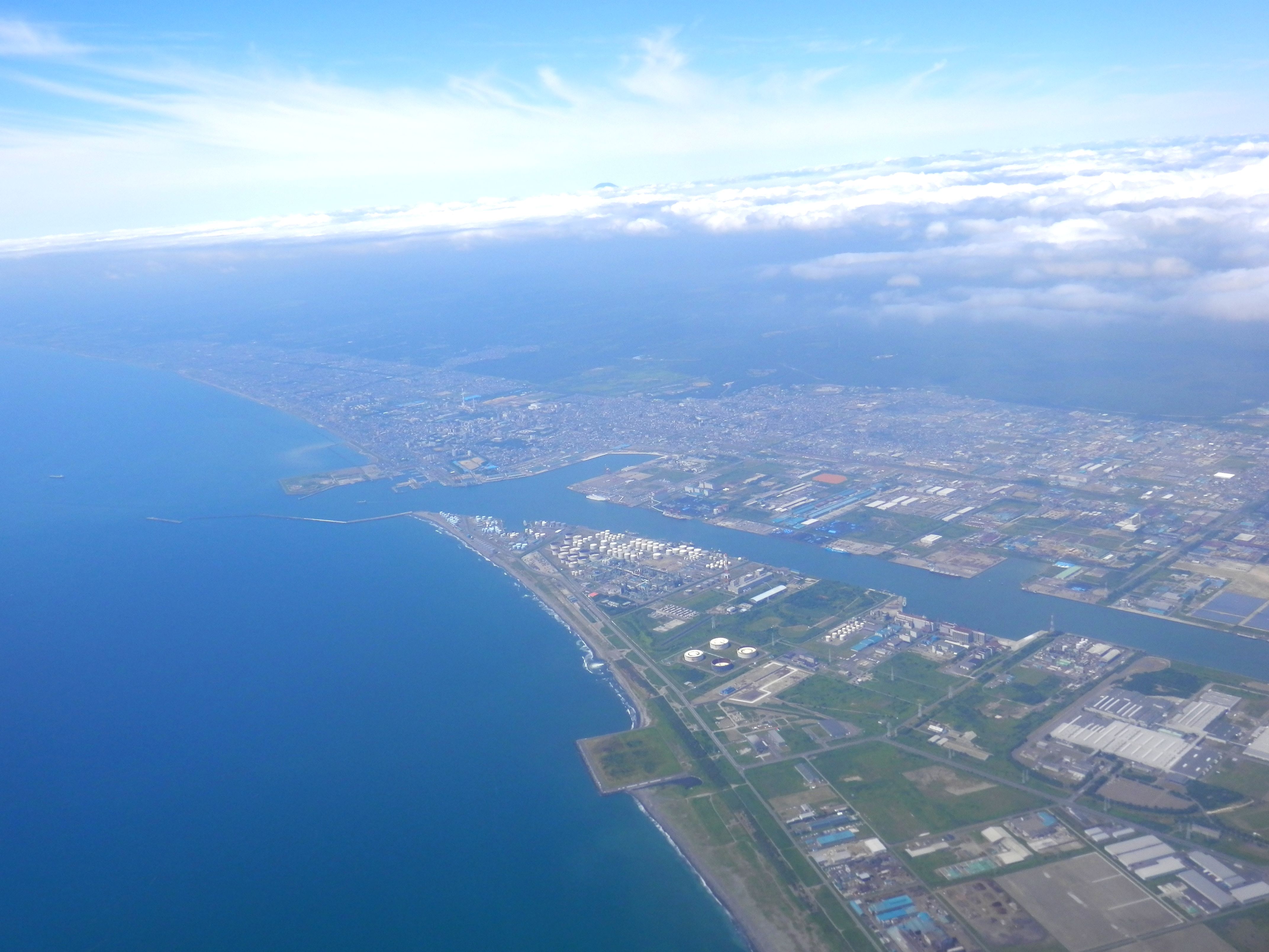 苫小牧港の航空写真